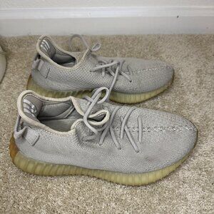 Adidas Yeezy Boost 350 V2